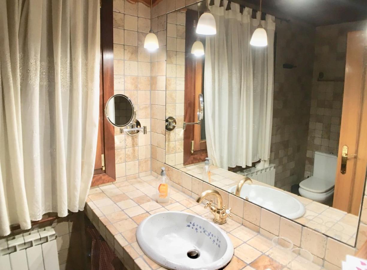 Boi Romanic Hostel *